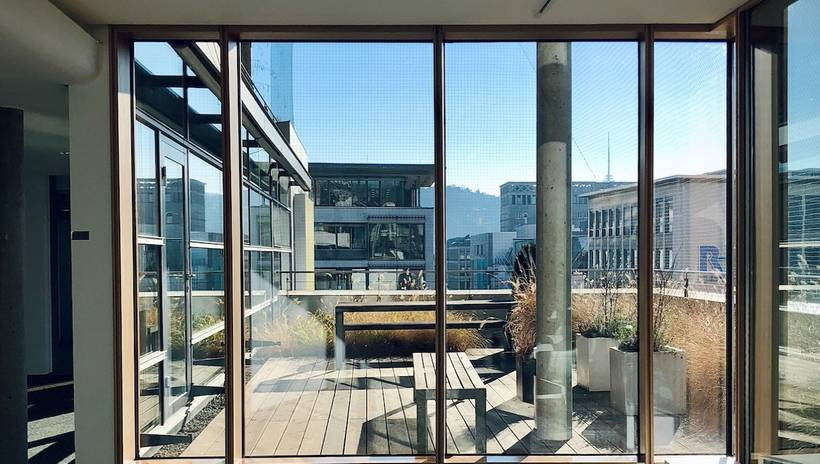 SCPI ou investissement locatif, que choisir en 2025 ?