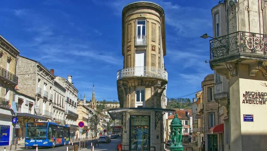 Kyaneos Pierre réhabilite un bien résidentiel près d’Agen