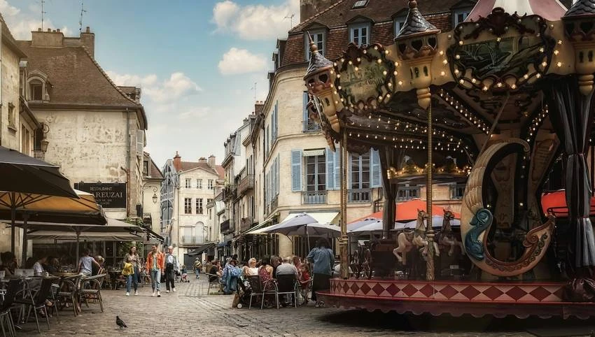 SCPI Cœur de Ville s'offre la boutique Etam à Dijon