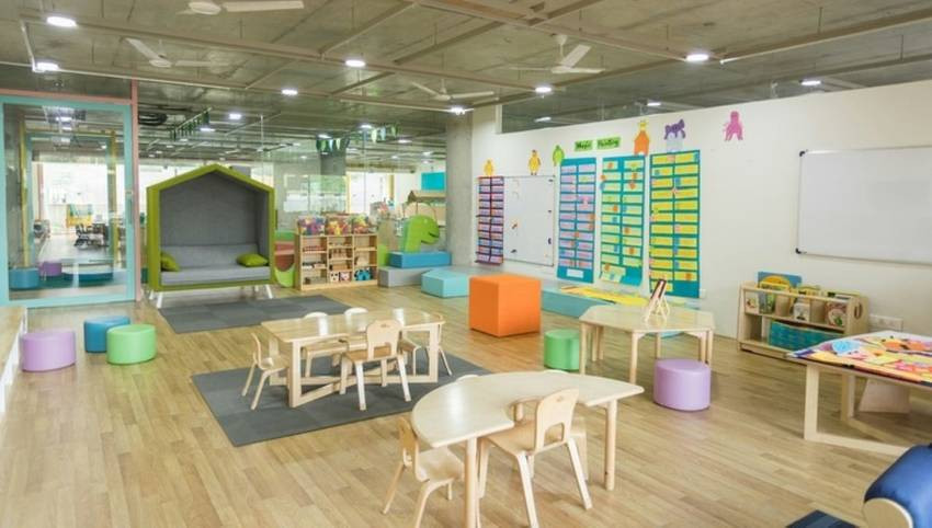 La SCPI Upêka pose bagage en Irlande