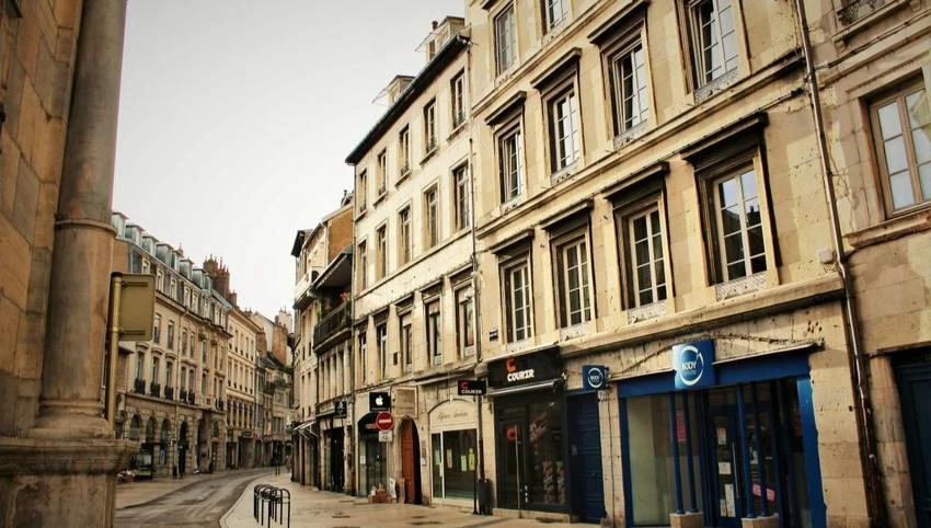 La SCPI Urban Cœur Commerce élargit son portefeuille à Libourne