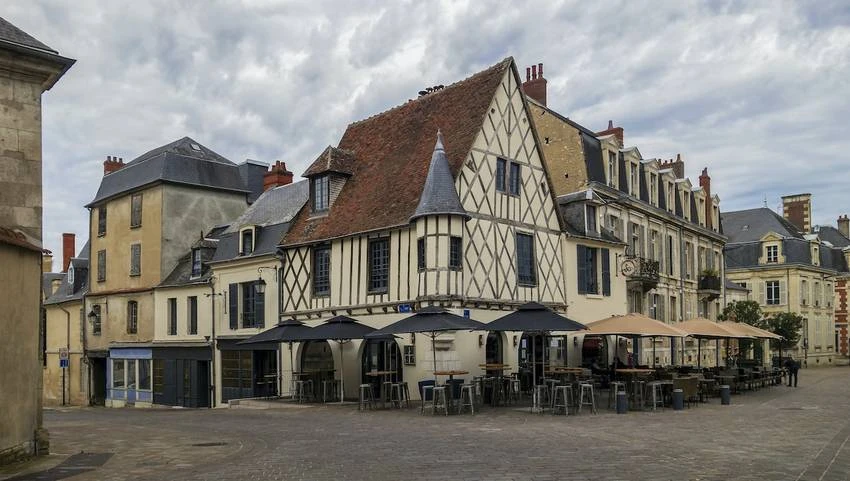 La SCPI Iroko Zen investit dans la logistique à Bourges